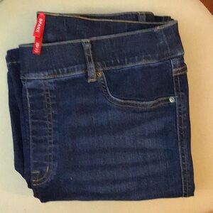 NWOT Spanx Pull on Flare Jeans Medium Wash Blue XL